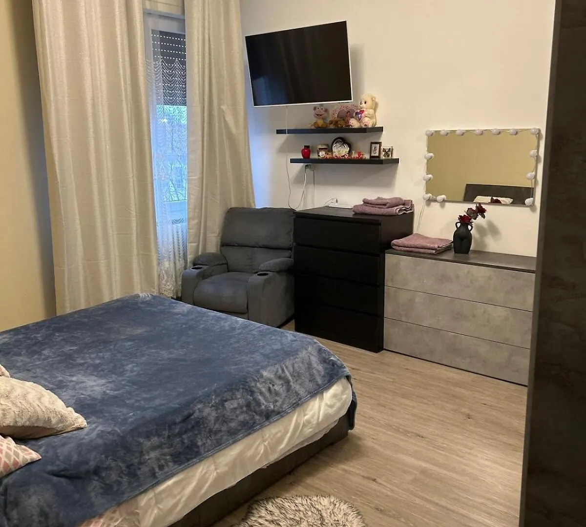 Stanza Dima Monza
